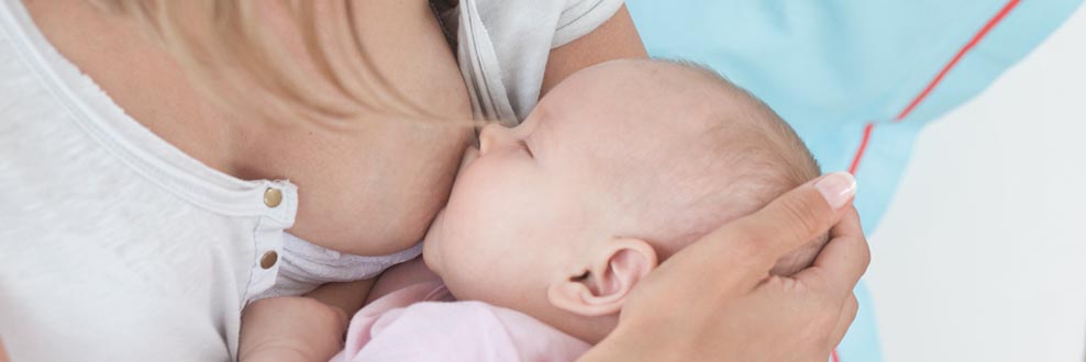 [Translate to South Africa:] All about breastfeeding
